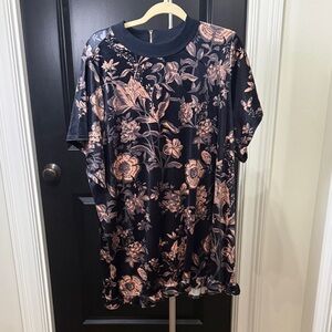 Floral Black and Pink Short Sleeve Dress
